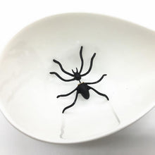 Load image into Gallery viewer, Black Spider Earrings