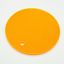 Load image into Gallery viewer, Round Silicone Pot Rest