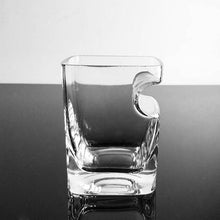 Load image into Gallery viewer, Cigar Holder Whisky Glass