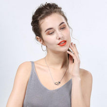 Load image into Gallery viewer, Honeycomb Necklace
