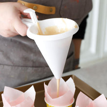 Load image into Gallery viewer, Easy Baking Funnel
