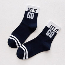 Load image into Gallery viewer, Graphic Print Quotable Socks
